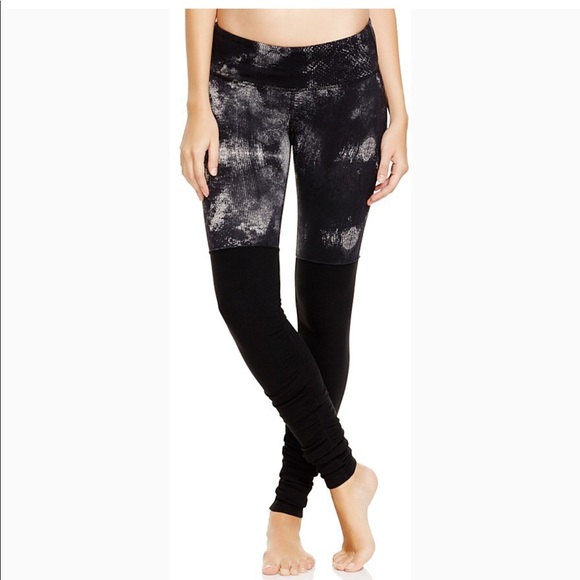 alo goddess ribbed leggings